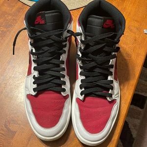 Air Jordan 1’s Carmine High OG